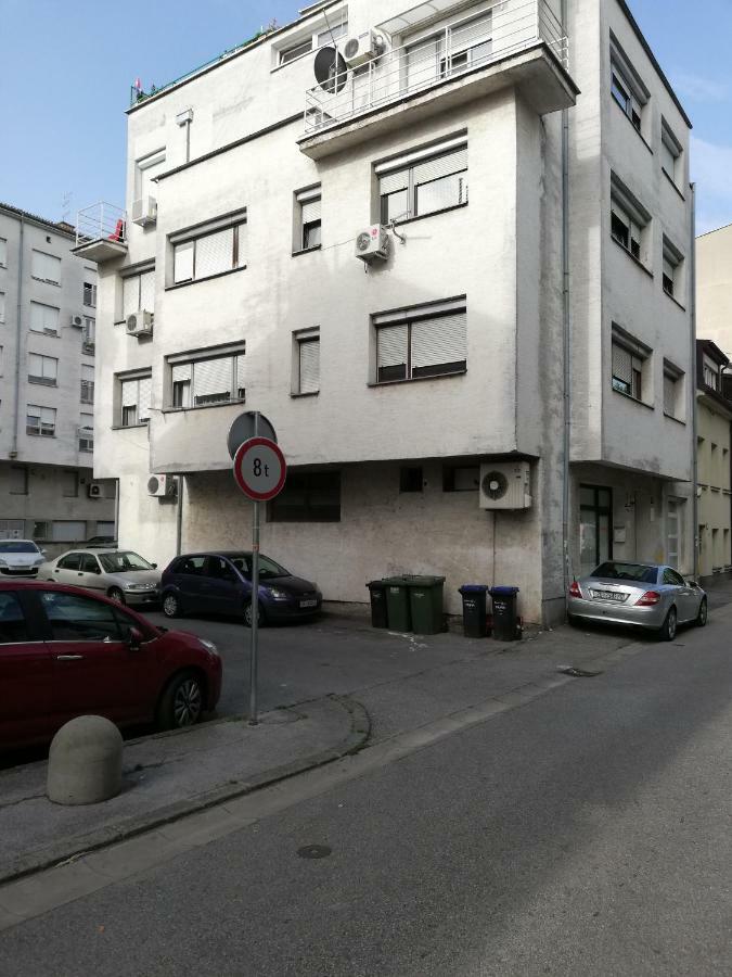 Studio Apartman Tirkiz Zagreb Exterior foto